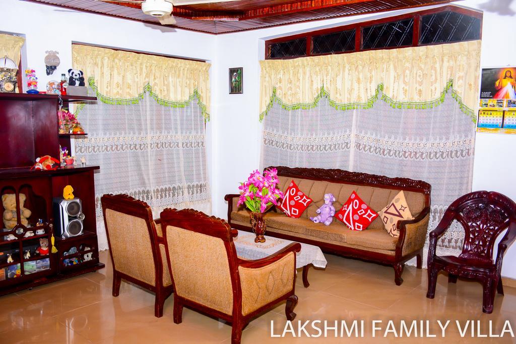 Lakshmi Family Villa Negombo Exterior photo