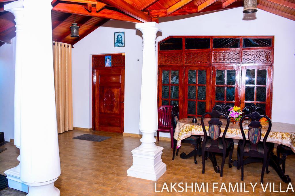 Lakshmi Family Villa Negombo Exterior photo